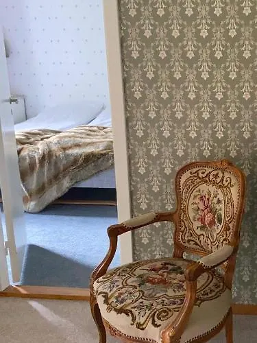 Han/Misafirhane Glomstad