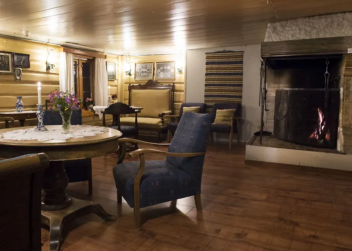 Glomstad Han/Misafirhane Tretten