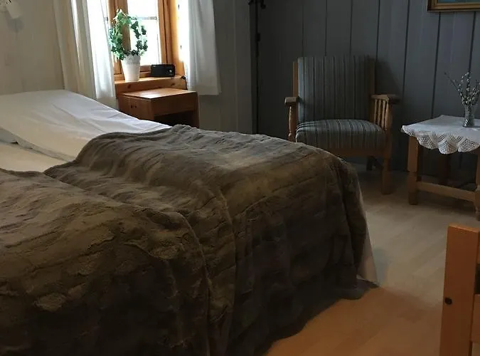 Glomstad Han/Misafirhane Tretten