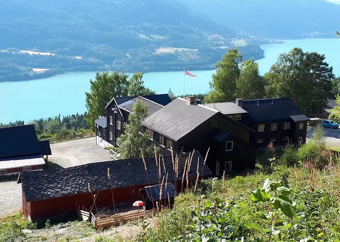 Glomstad Tretten