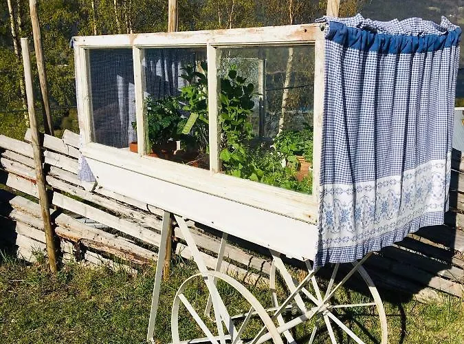 Glomstad Tretten